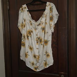 Off the should sunflower top from Maurices size 3